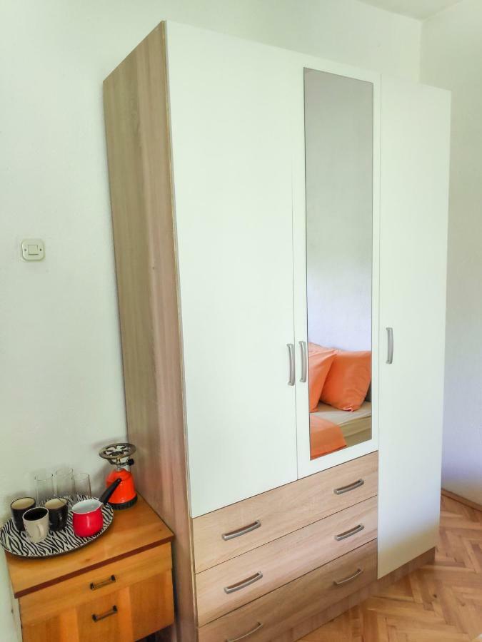 Central Studios & Rooms โอครีด ภายนอก รูปภาพ